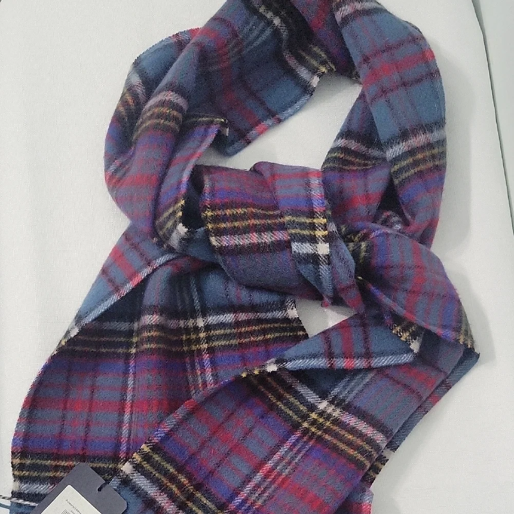 The House Of Balmoral Scotland 100% Lambswool Blue Tartan Unisex Scarf 66x10